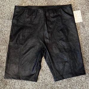 Free people heatwave black coated biker shorts size M